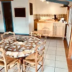 De L'ecuyer Appartement Eygurande-et-Gardedeuil