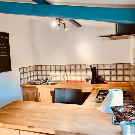 De L'ecuyer Apartment *